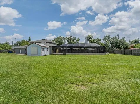 252 W Brookins Avenue Eagle Lake FL 33839
