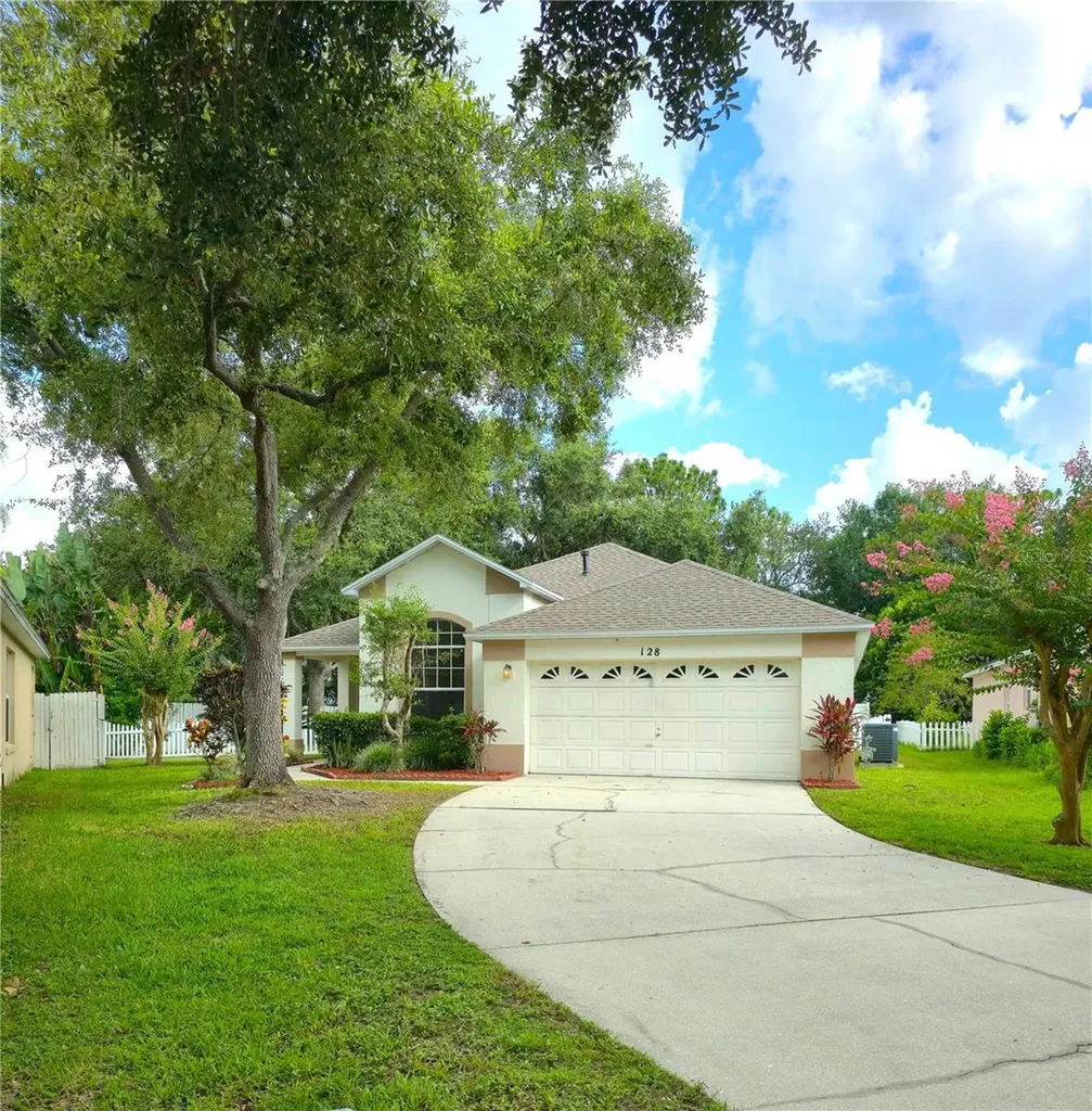 128 Sandhill Crane Run Orlando FL 32828