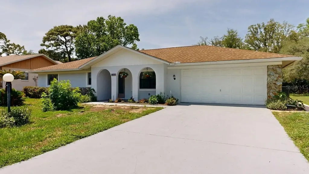 125 W Seymeria Drive Beverly Hills FL 34465
