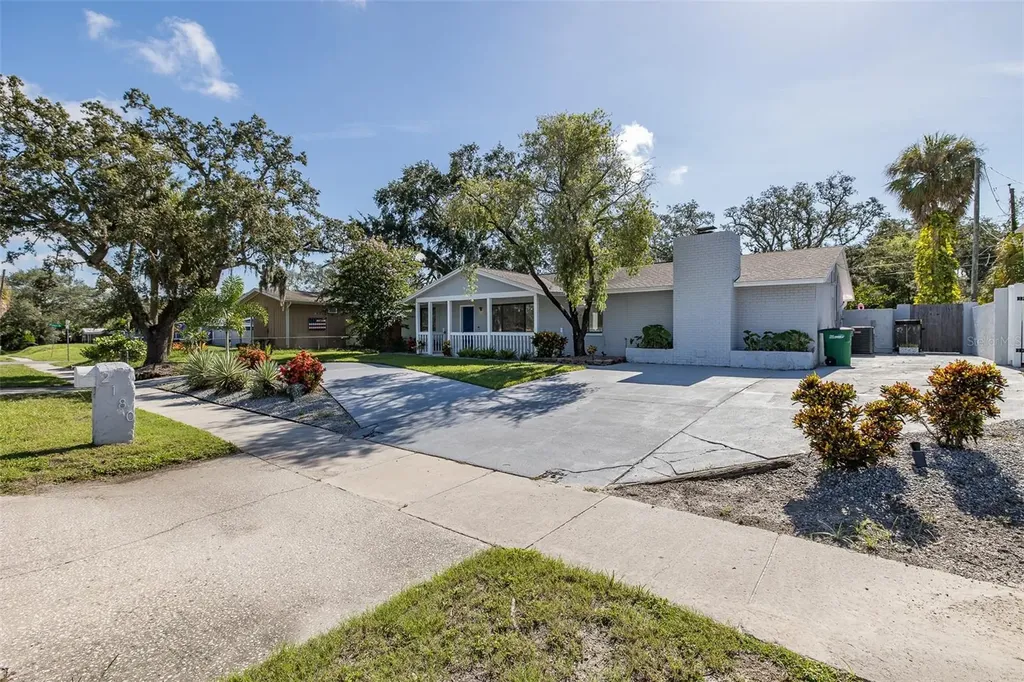 2180 Philippe Parkway Safety Harbor FL 34695