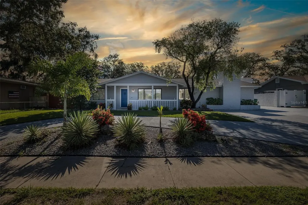 2180 Philippe Parkway Safety Harbor FL 34695