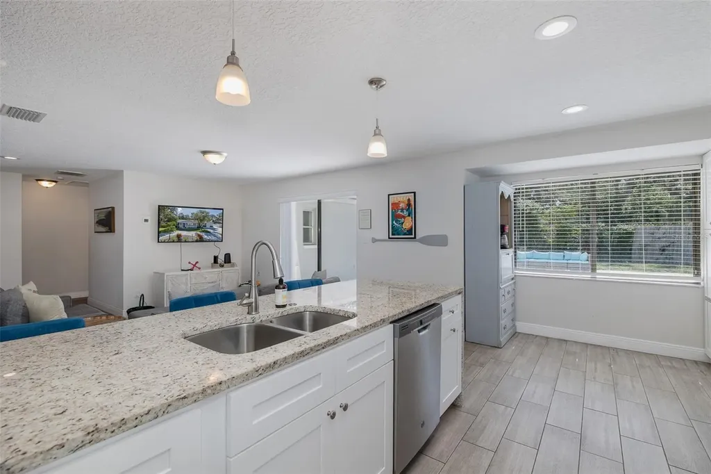 2180 Philippe Parkway Safety Harbor FL 34695