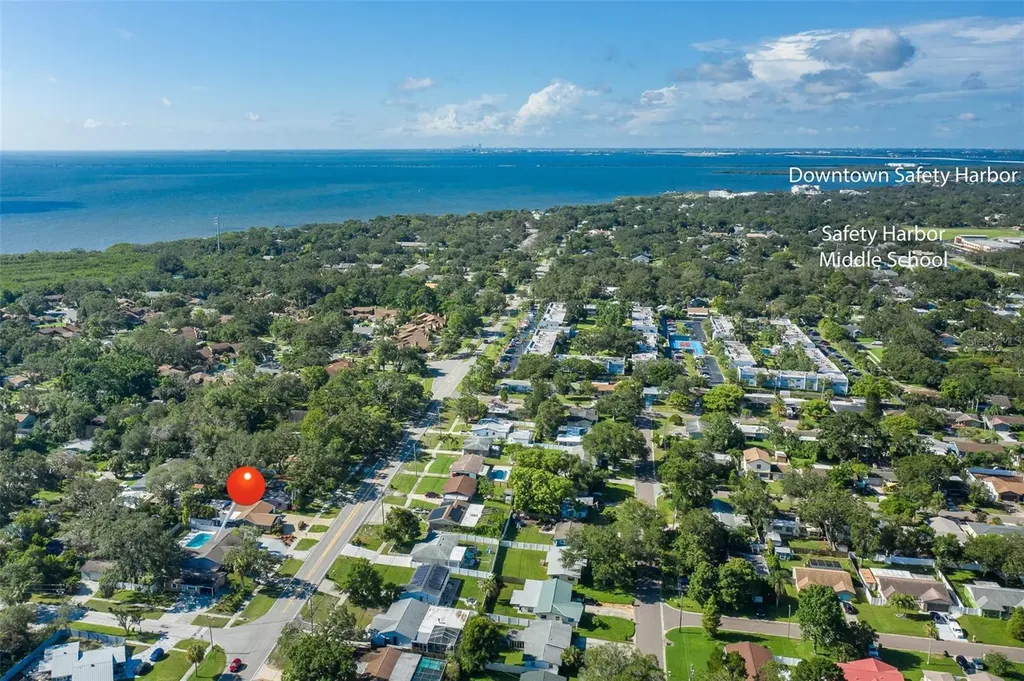 2180 Philippe Parkway Safety Harbor FL 34695