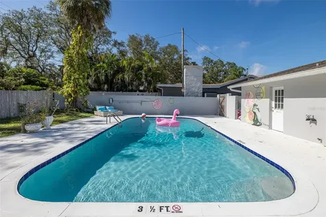 2180 Philippe Parkway Safety Harbor FL 34695