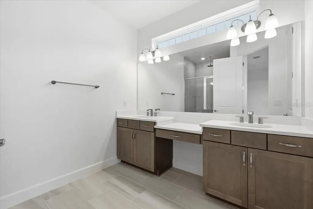 1081 Signet Apollo Beach FL 33572