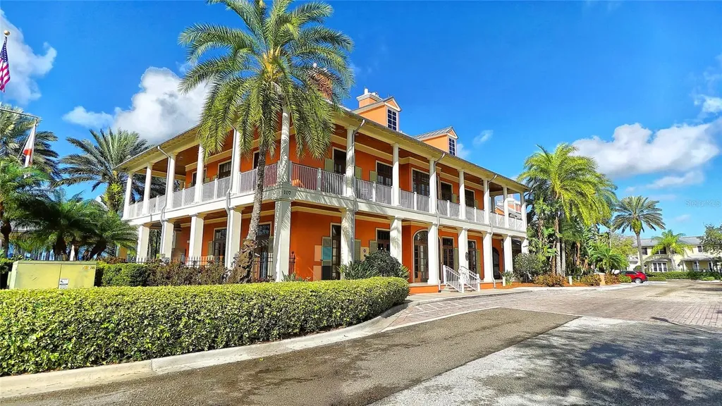 1081 Signet Apollo Beach FL 33572