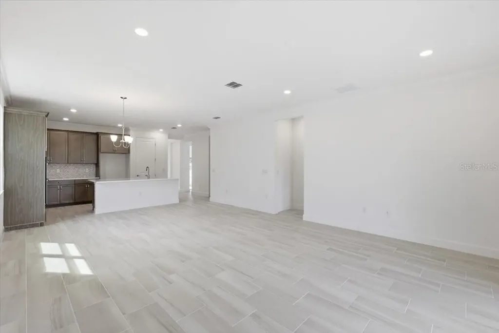 1081 Signet Apollo Beach FL 33572