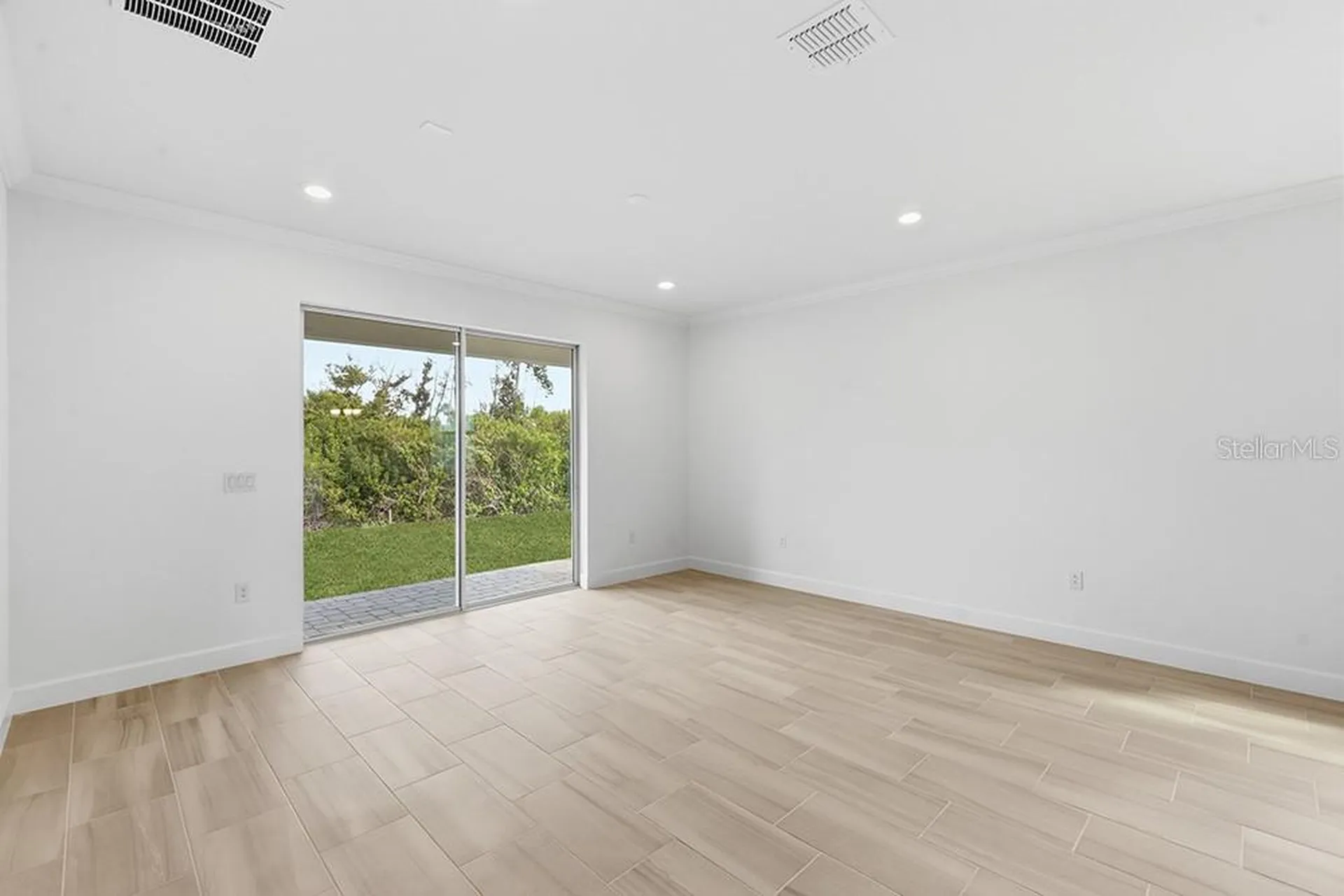 1081 Signet Apollo Beach FL 33572
