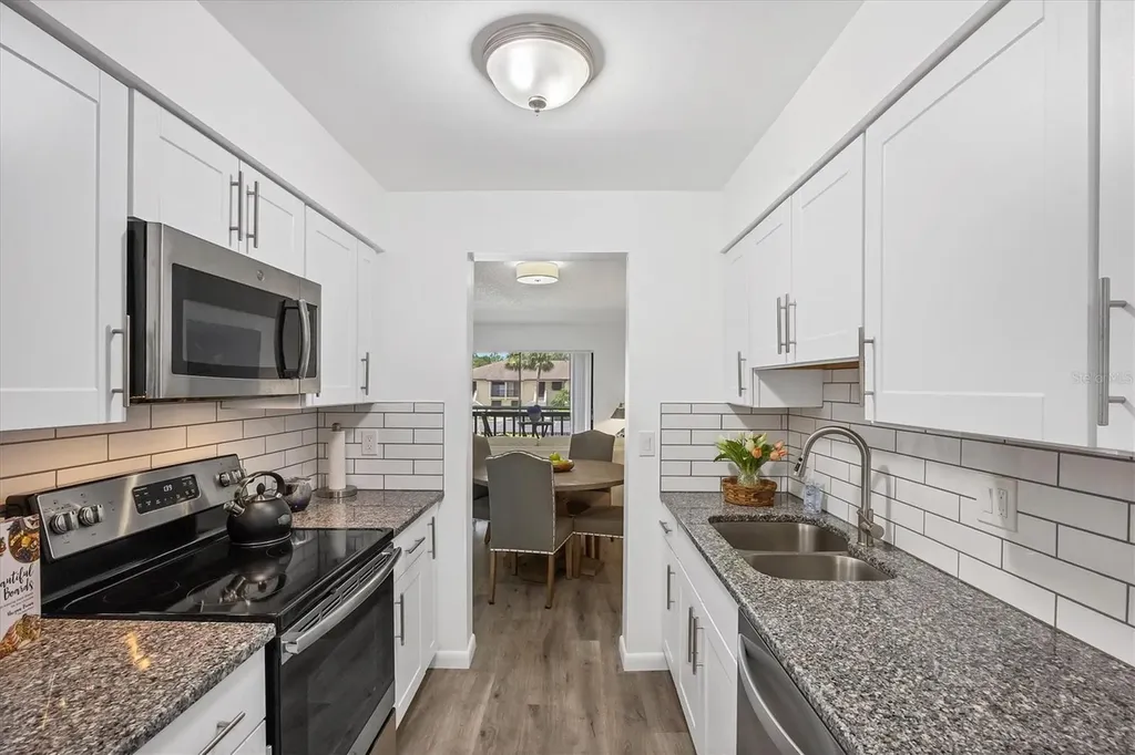 4658 Longwater Chase Sarasota FL 34235