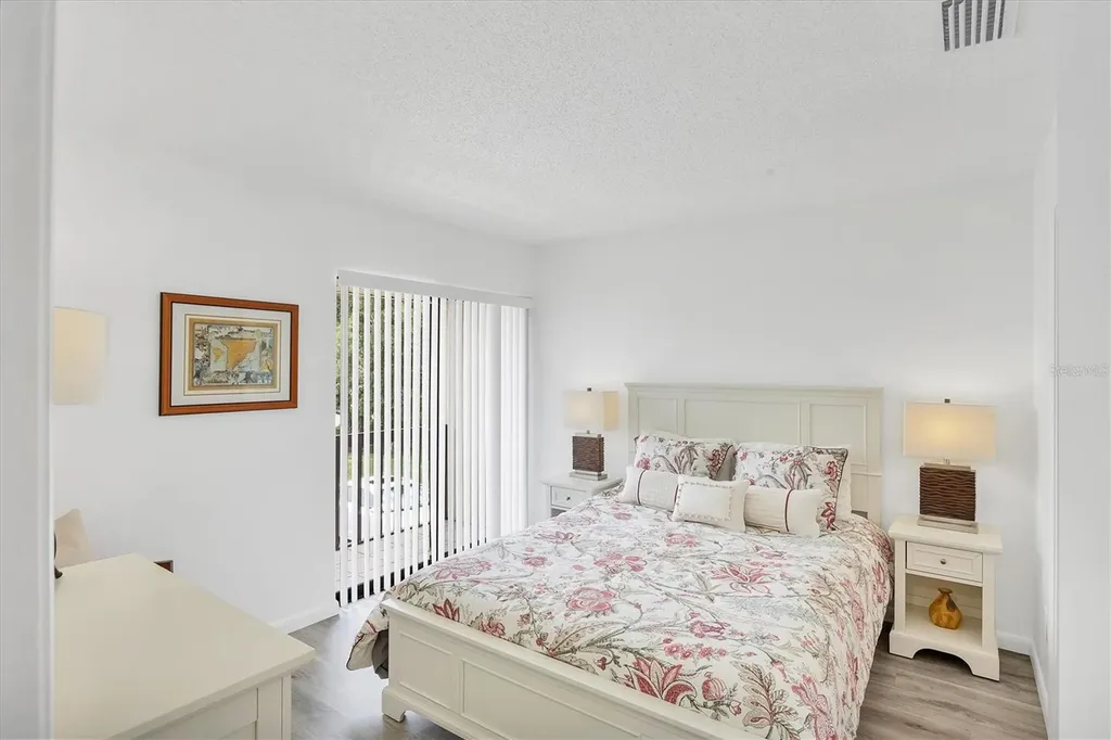 4658 Longwater Chase Sarasota FL 34235