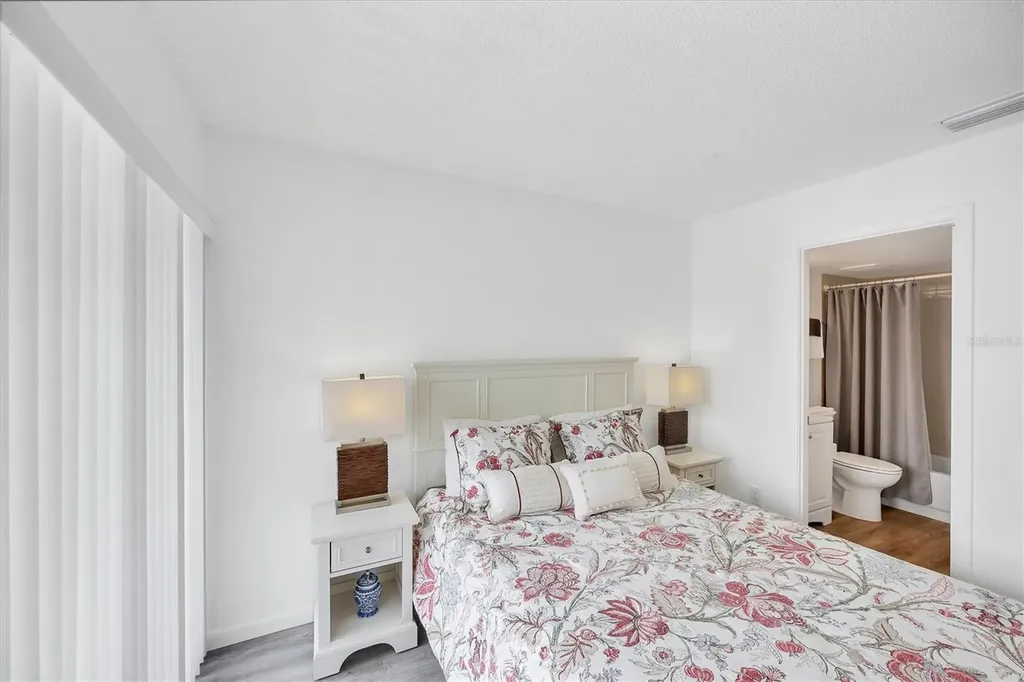 4658 Longwater Chase Sarasota FL 34235