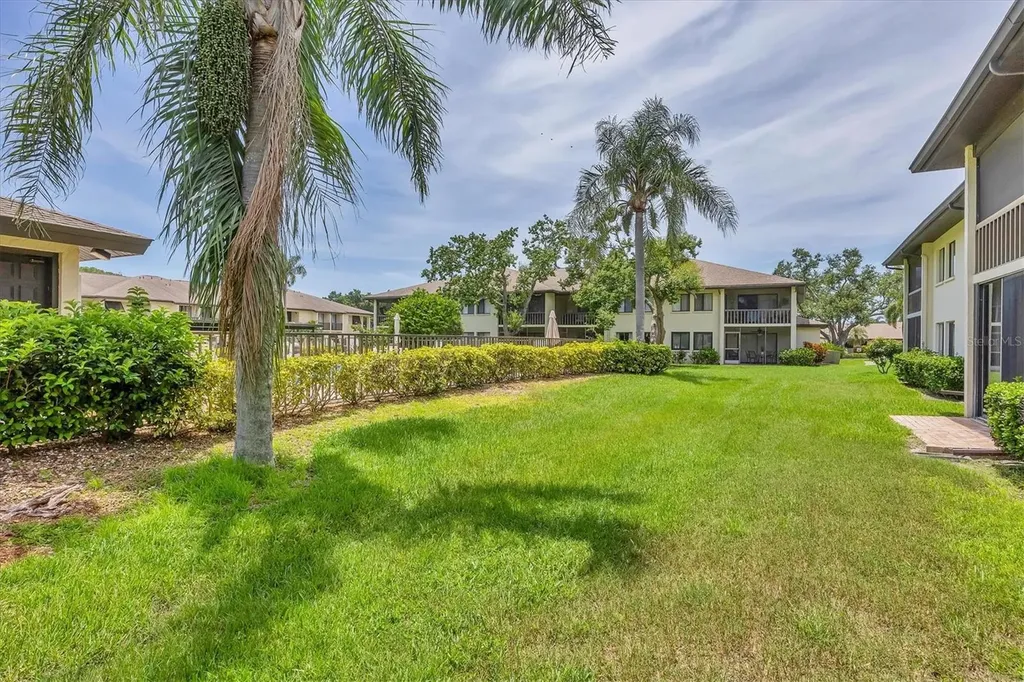 4658 Longwater Chase Sarasota FL 34235