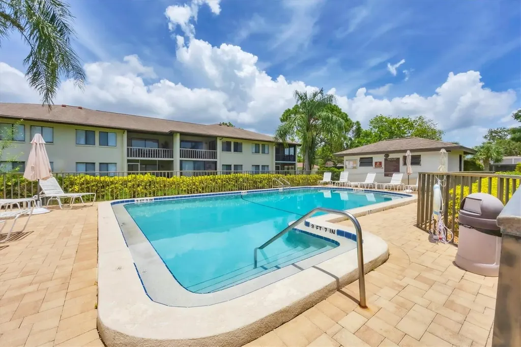 4658 Longwater Chase Sarasota FL 34235