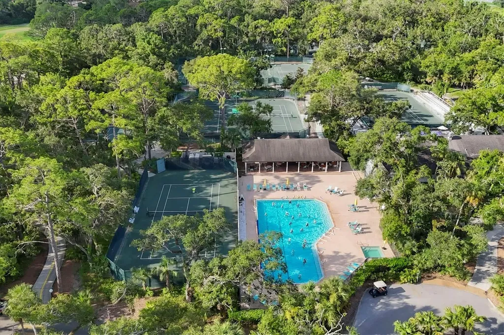 4658 Longwater Chase Sarasota FL 34235