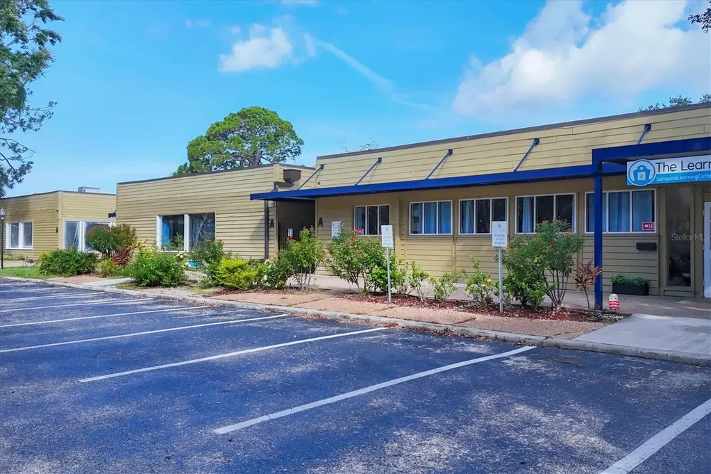4658 Longwater Chase Sarasota FL 34235
