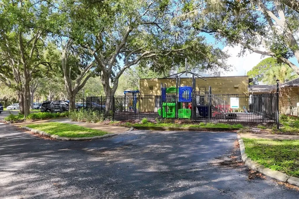 4658 Longwater Chase Sarasota FL 34235