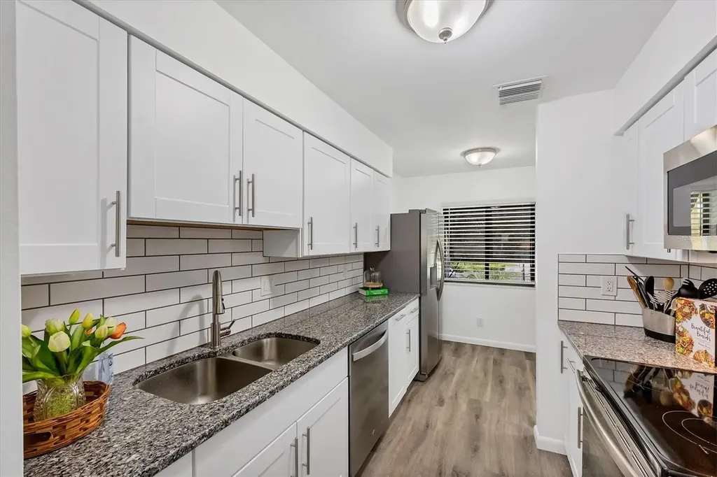 4658 Longwater Chase Sarasota FL 34235