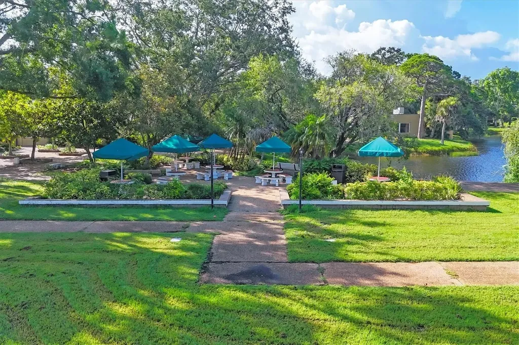 4658 Longwater Chase Sarasota FL 34235