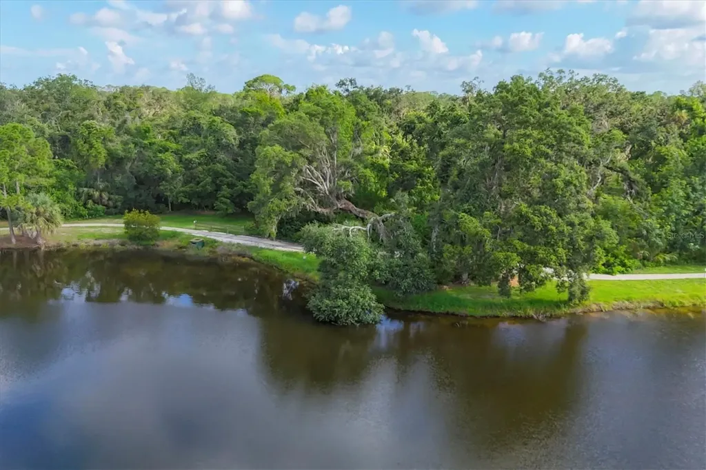 4658 Longwater Chase Sarasota FL 34235