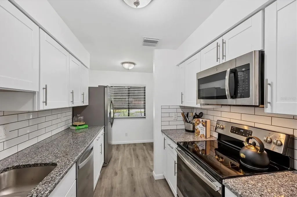 4658 Longwater Chase Sarasota FL 34235