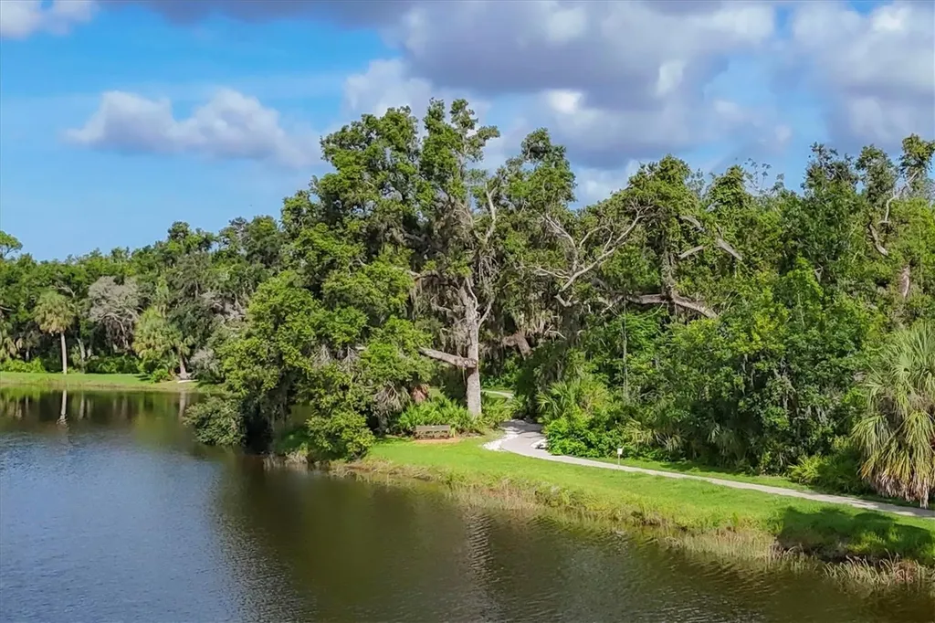 4658 Longwater Chase Sarasota FL 34235