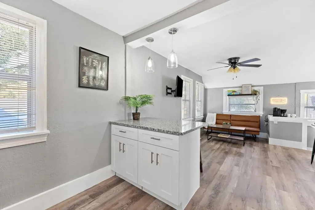 3320 18th Street N St Petersburg FL 33713