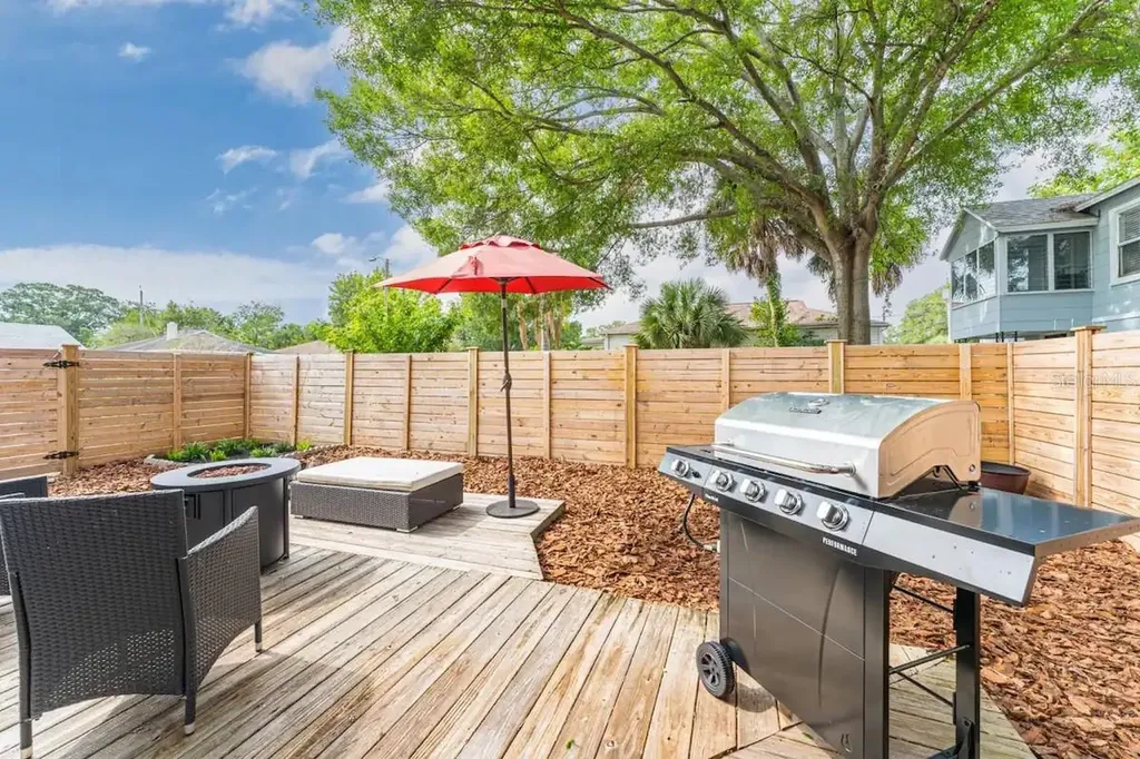3320 18th Street N St Petersburg FL 33713