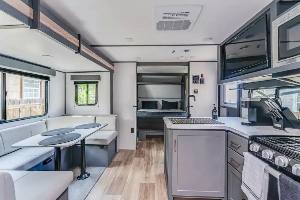 3320 18th Street N St Petersburg FL 33713