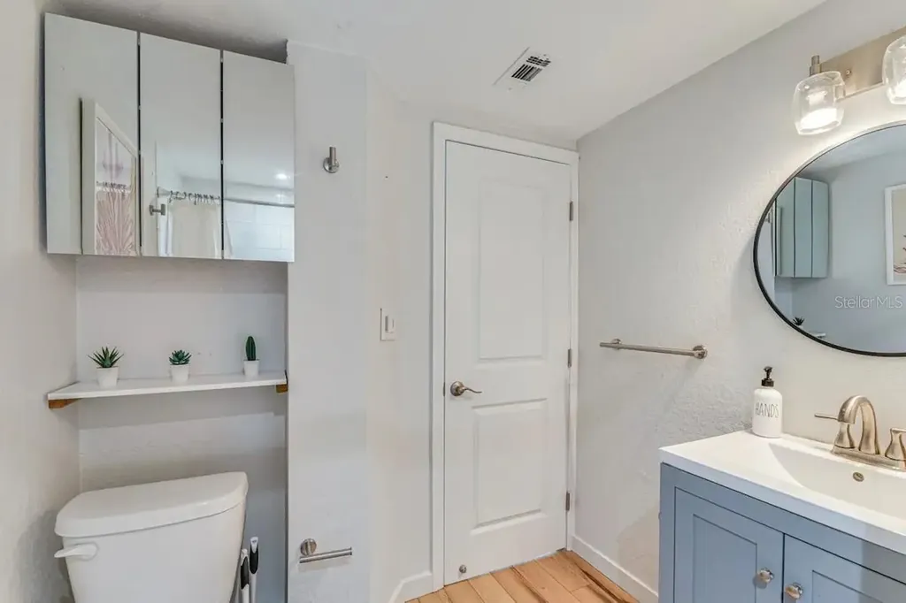 3320 18th Street N St Petersburg FL 33713