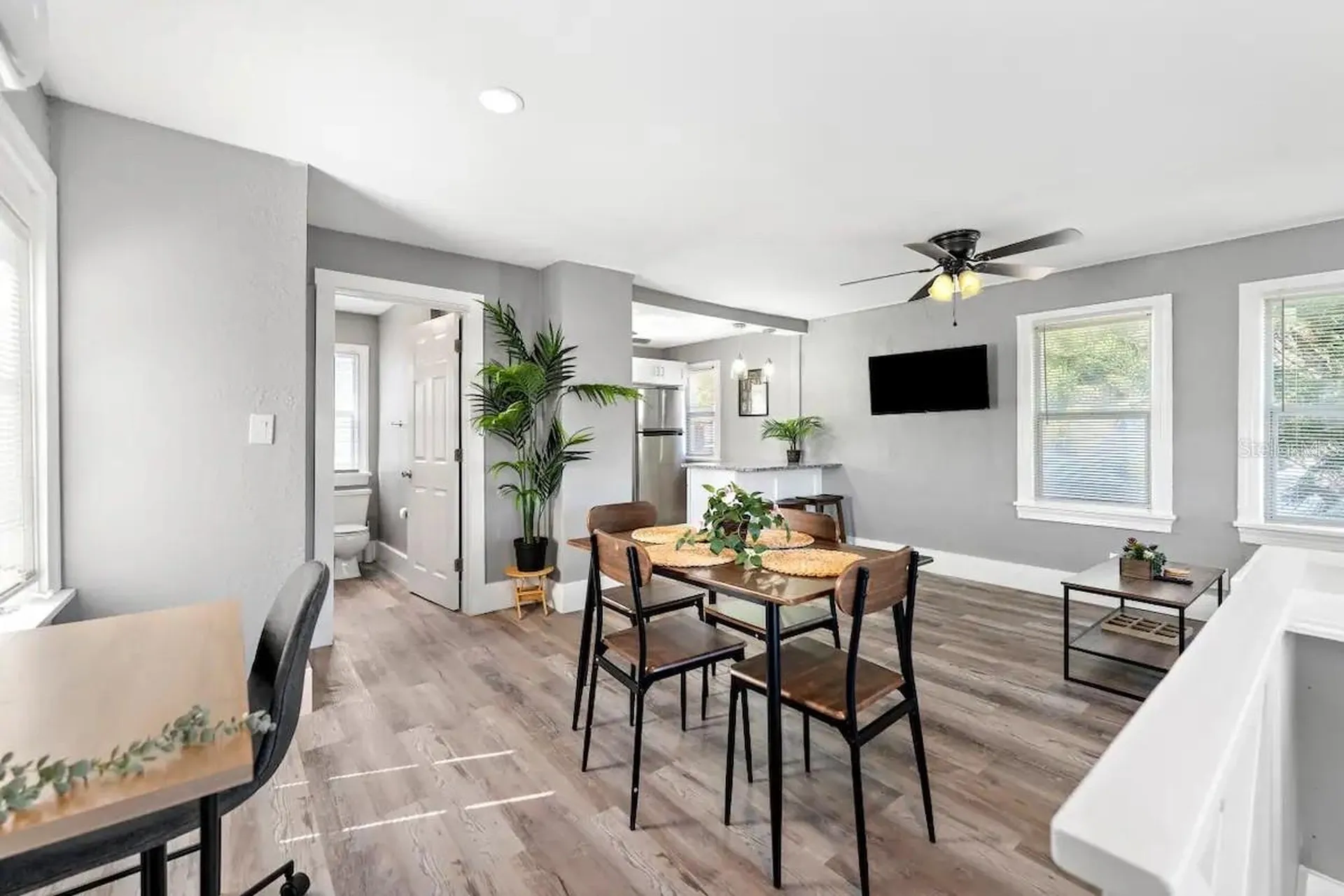 3320 18th Street N St Petersburg FL 33713