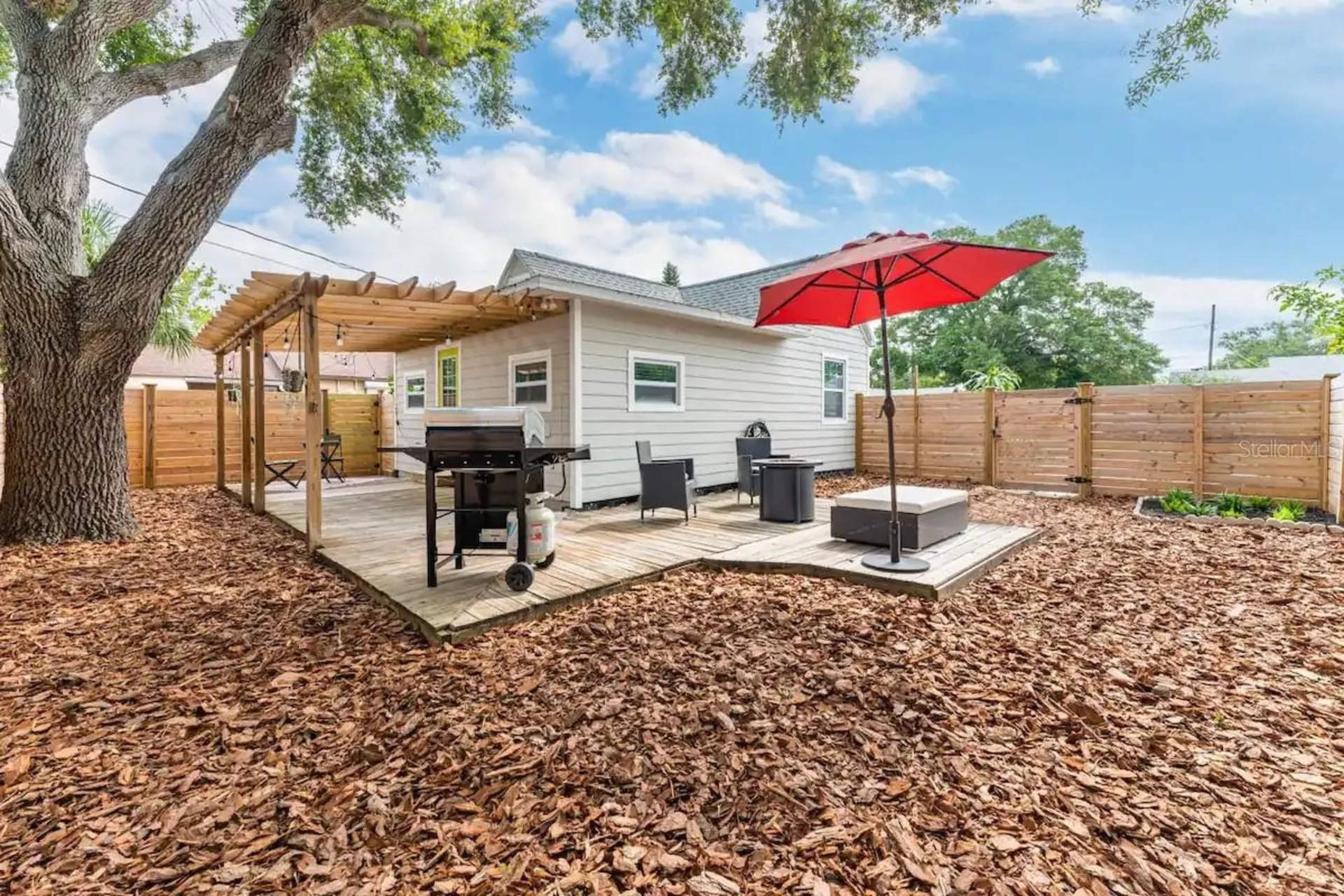3320 18th Street N St Petersburg FL 33713