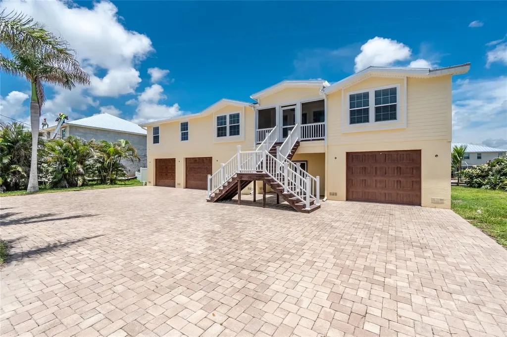 9150 Pine Cove Drive Englewood FL 34224