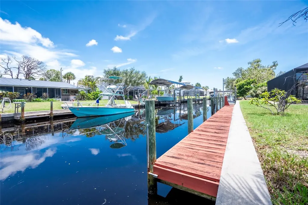 9150 Pine Cove Drive Englewood FL 34224
