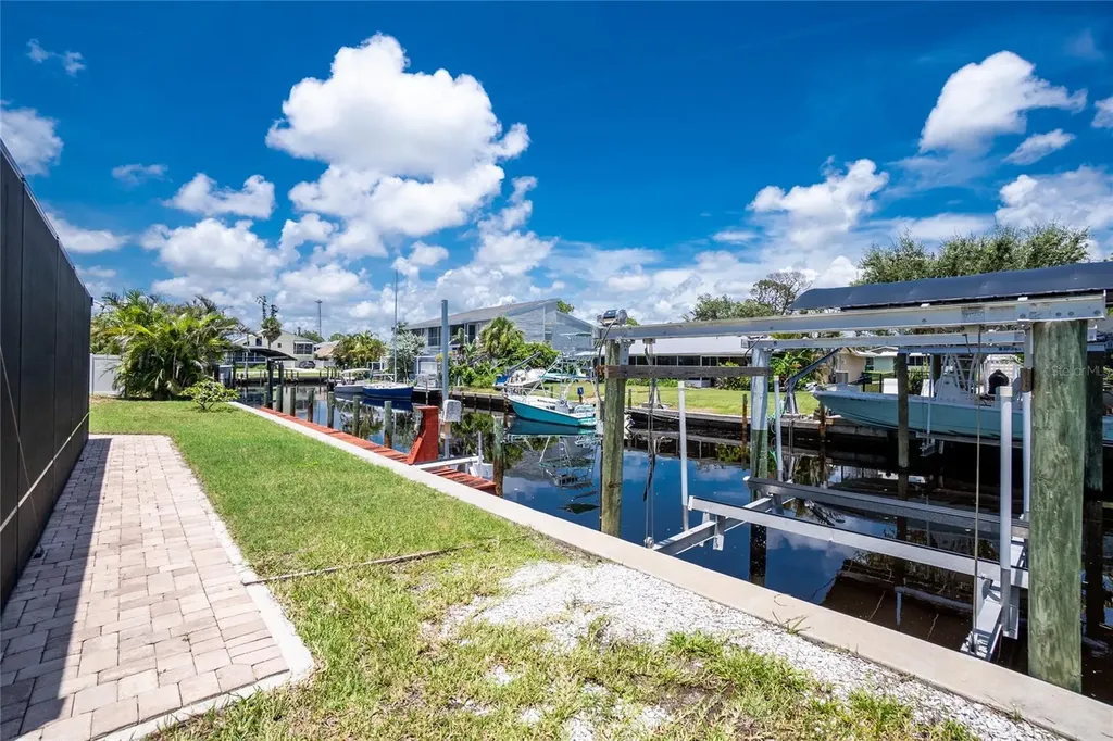 9150 Pine Cove Drive Englewood FL 34224