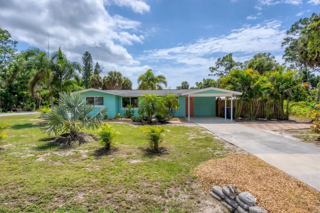 401 Leach Street Englewood FL 34223