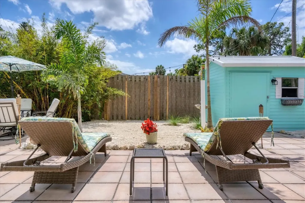 401 Leach Street Englewood FL 34223