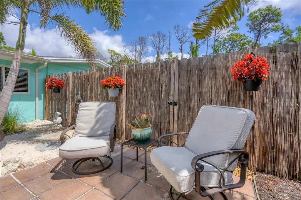 401 Leach Street Englewood FL 34223