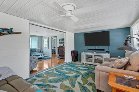 401 Leach Street Englewood FL 34223
