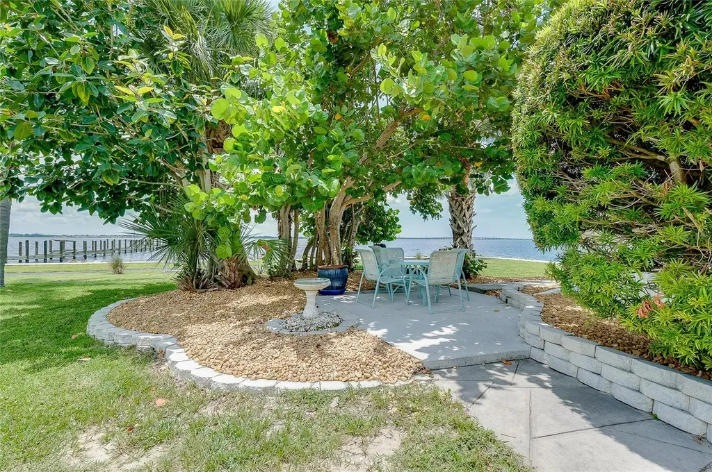 24437 Harborview Road Punta Gorda FL 33980