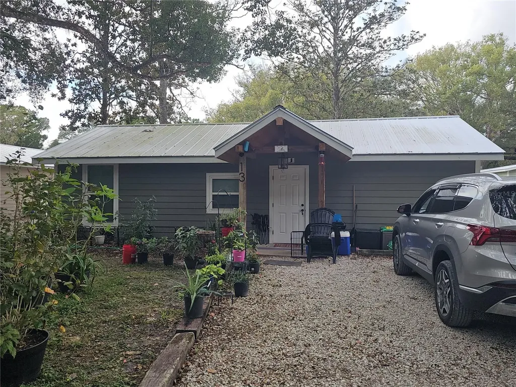 212 Broad Street Masaryktown FL 34604