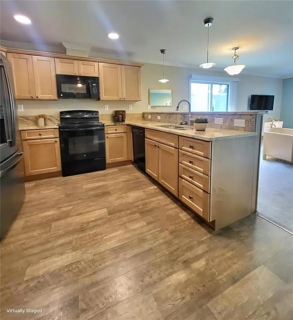 1106 49th Avenue Drive W Bradenton FL 34207