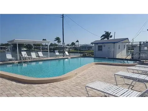 1106 49th Avenue Drive W Bradenton FL 34207