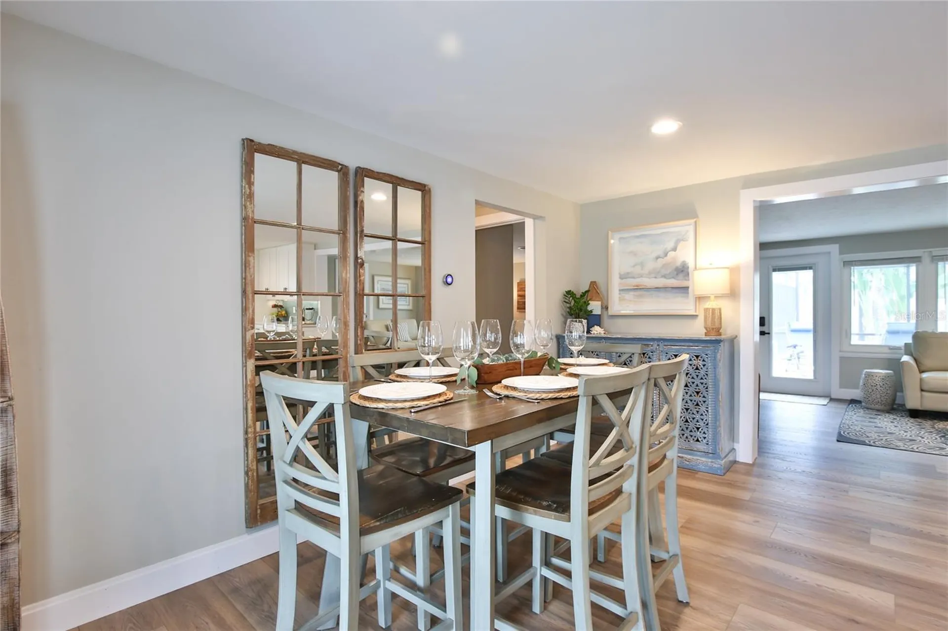 211 Island Circle Sarasota FL 34242
