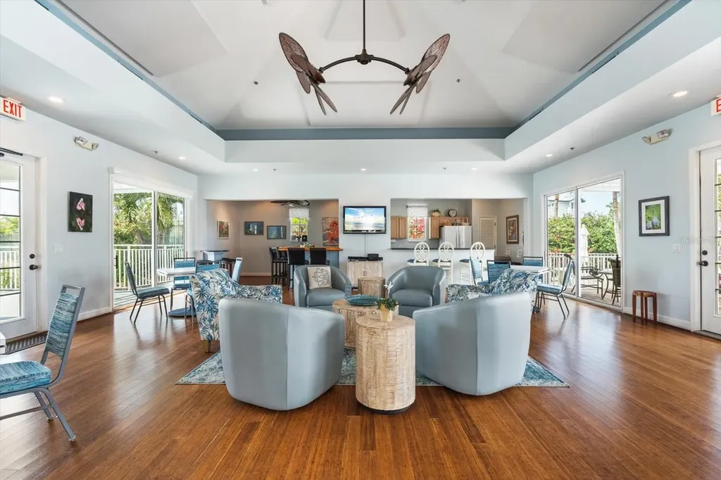 1240 Dolphin Bay Way Sarasota FL 34242