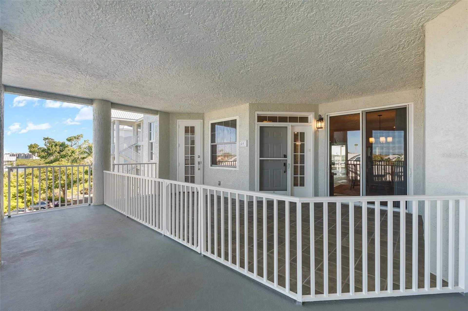 1240 Dolphin Bay Way Sarasota FL 34242