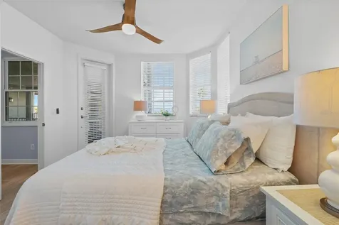 1240 Dolphin Bay Way Sarasota FL 34242