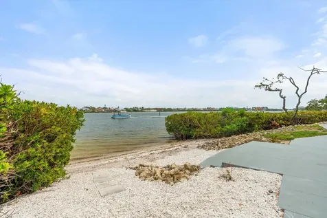 1240 Dolphin Bay Way Sarasota FL 34242