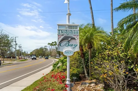 1240 Dolphin Bay Way Sarasota FL 34242