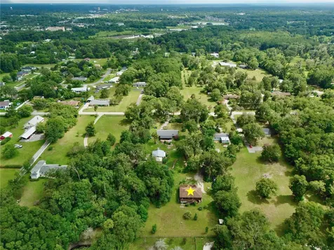 425 Mercers Fernery Road Deland FL 32720