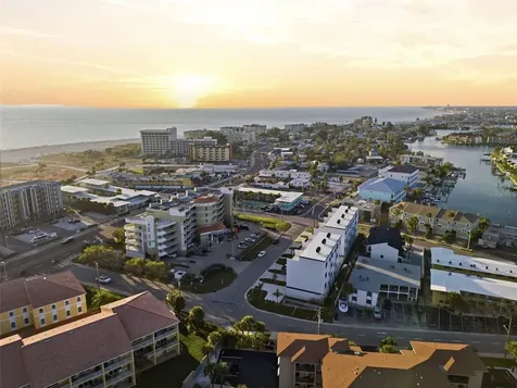 11605 1st Street E Treasure Island FL 33706